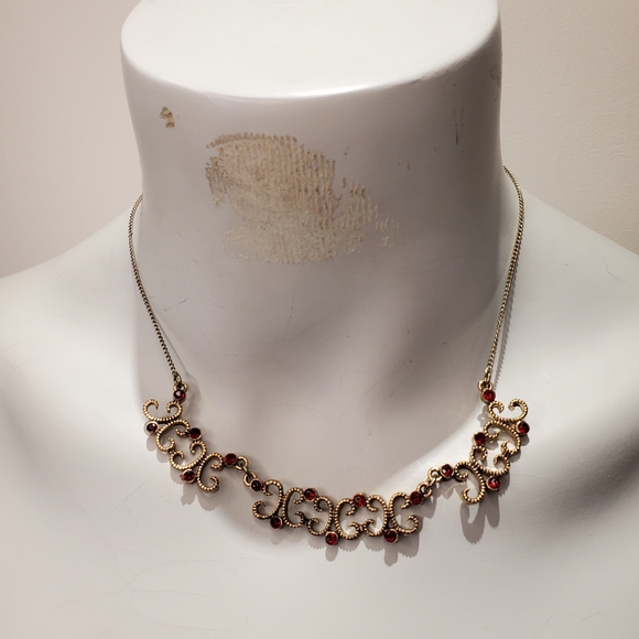 Dark Ruby Rinestone Necklace - Picture 2 of 2